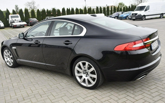 Jaguar XF cena 49900 przebieg: 214000, rok produkcji 2011 z Nałęczów małe 667